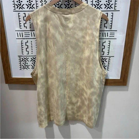 lululemon athletica Tan Tank Top - Picture 4 of 6